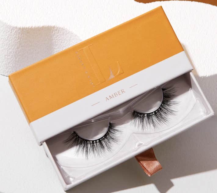 lolas lashes flick and stick lolas lashes flick and stick