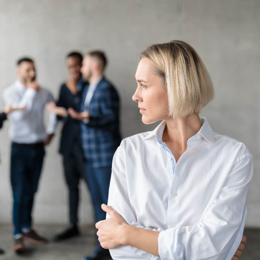 5 Signs You're Being Mobbed At Work 