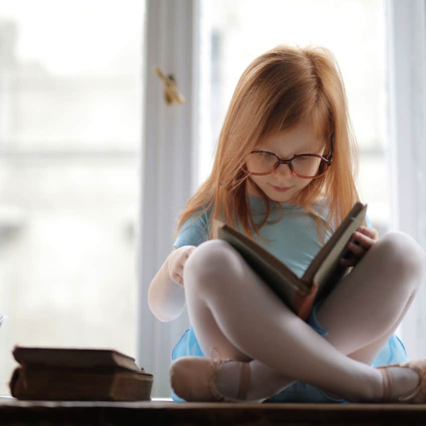 Teacher Considers Quitting Because Her 10th Grade Students Can't Read