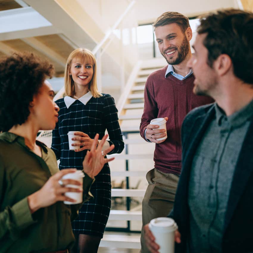 People Share The Interview Red Flags That Scream Don't Take This Job