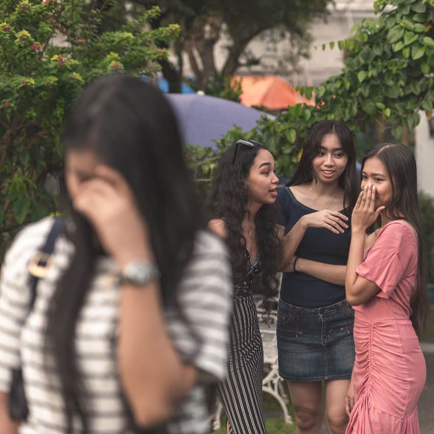 Why Calling Yourself A Girl's Girl Might Actually Be A Red Flag